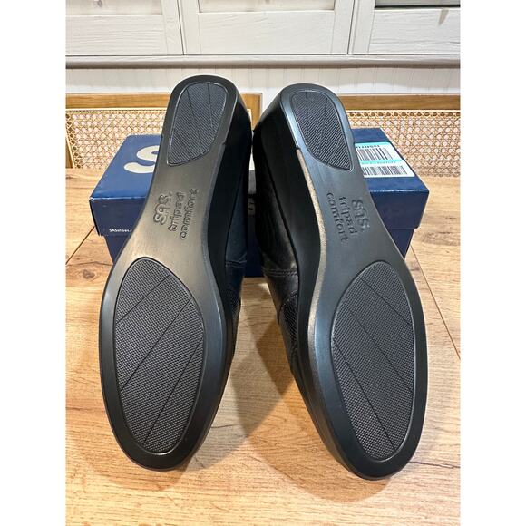 SAS Nora Slip On Loafer Black/Lizard Size 10 Slim NIB Leather Comfort Modern - Picture 9 of 12